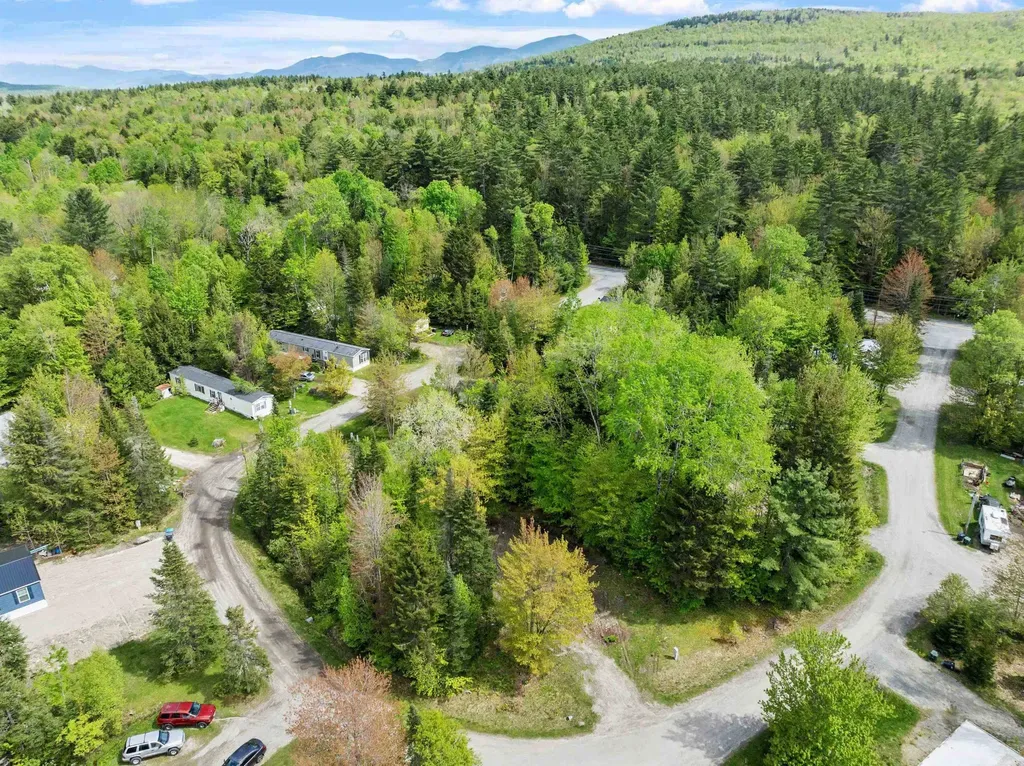 15 Okane Circle Bethlehem NH 03574