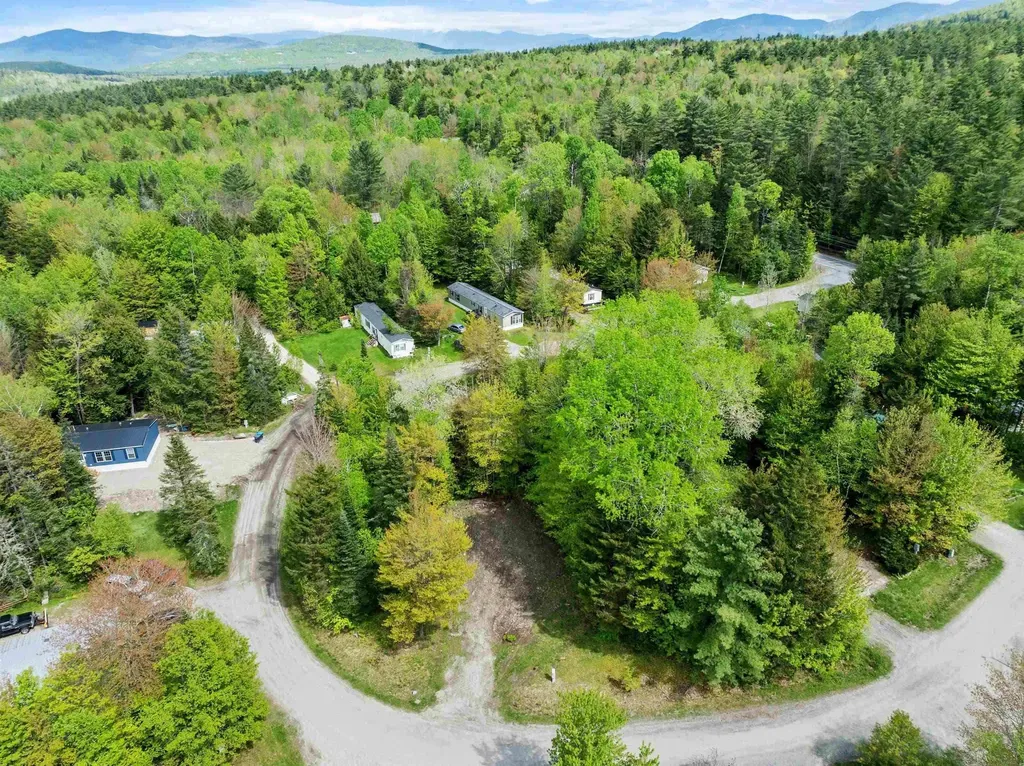 15 Okane Circle Bethlehem NH 03574