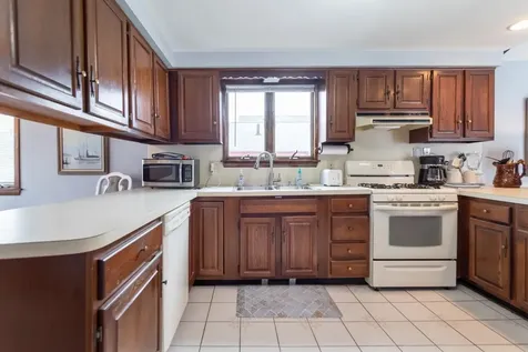 545 Hudson Street Seabrook NH 03874