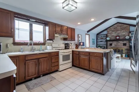 545 Hudson Street Seabrook NH 03874