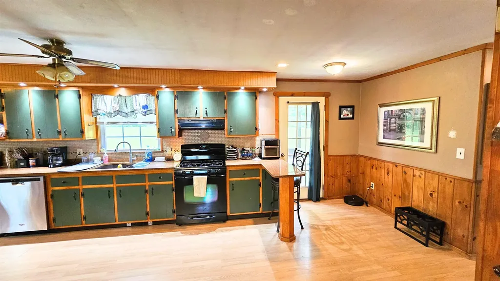 34 Fox Chair Terrace Springfield VT 05156