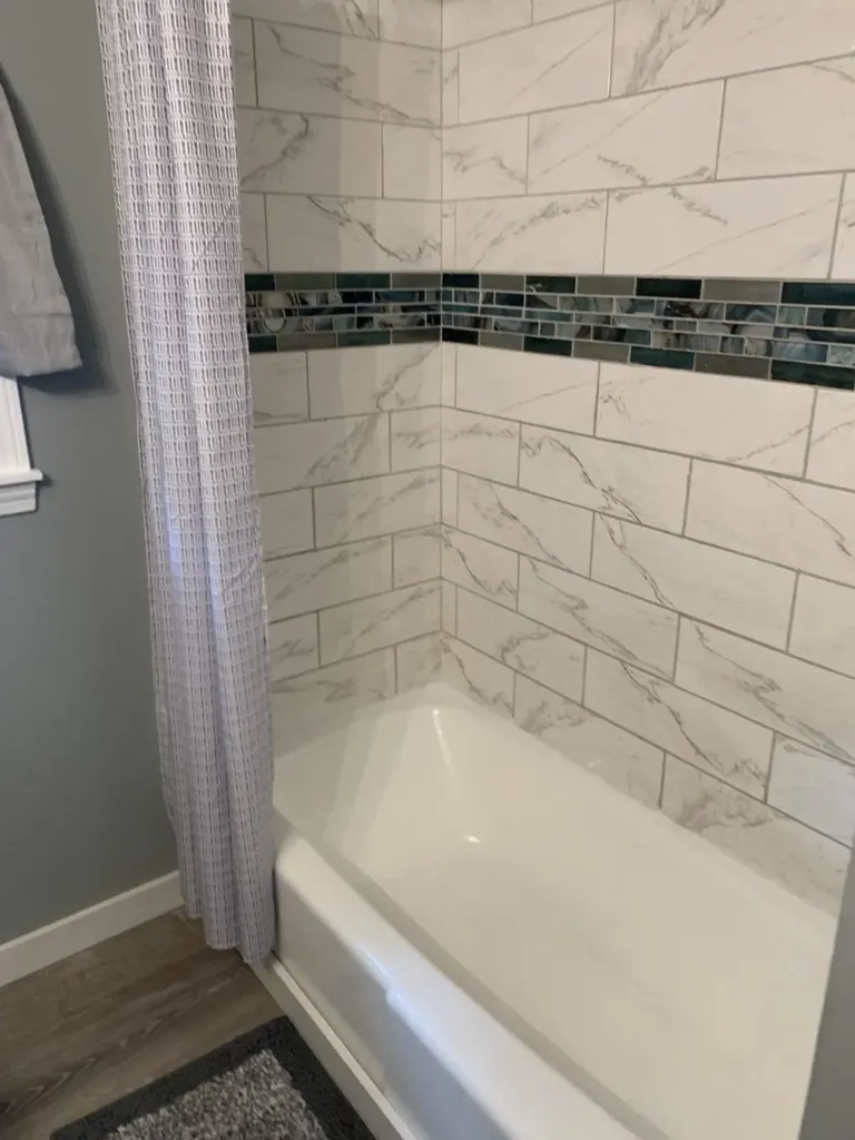 24 Radcliffe Drive Hudson NH 03051