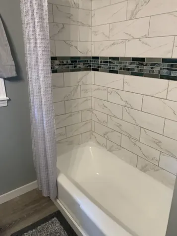 24 Radcliffe Drive Hudson NH 03051