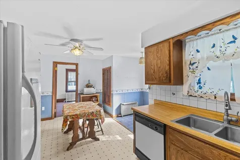 227 North Avenue Burlington VT 05401