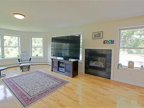 91 Claire Pointe Road Burlington VT 05408