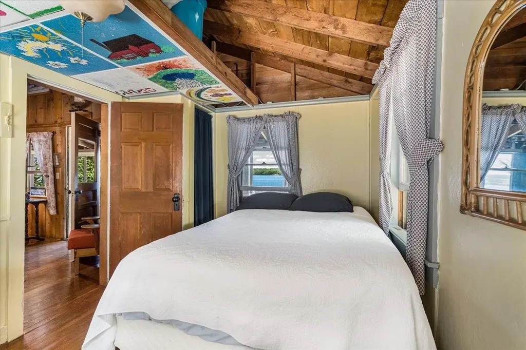 116C Gray Road Sanbornton NH 03269