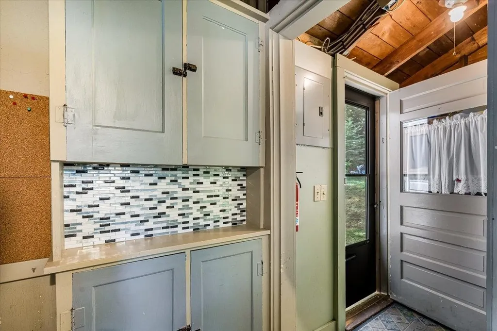 116C Gray Road Sanbornton NH 03269