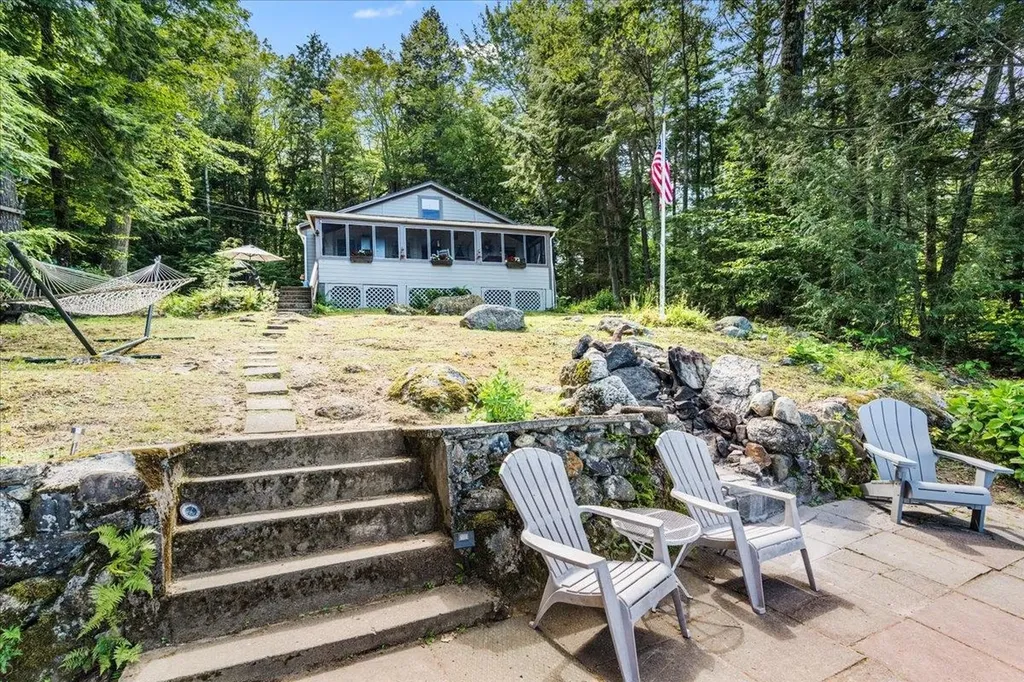 116C Gray Road Sanbornton NH 03269