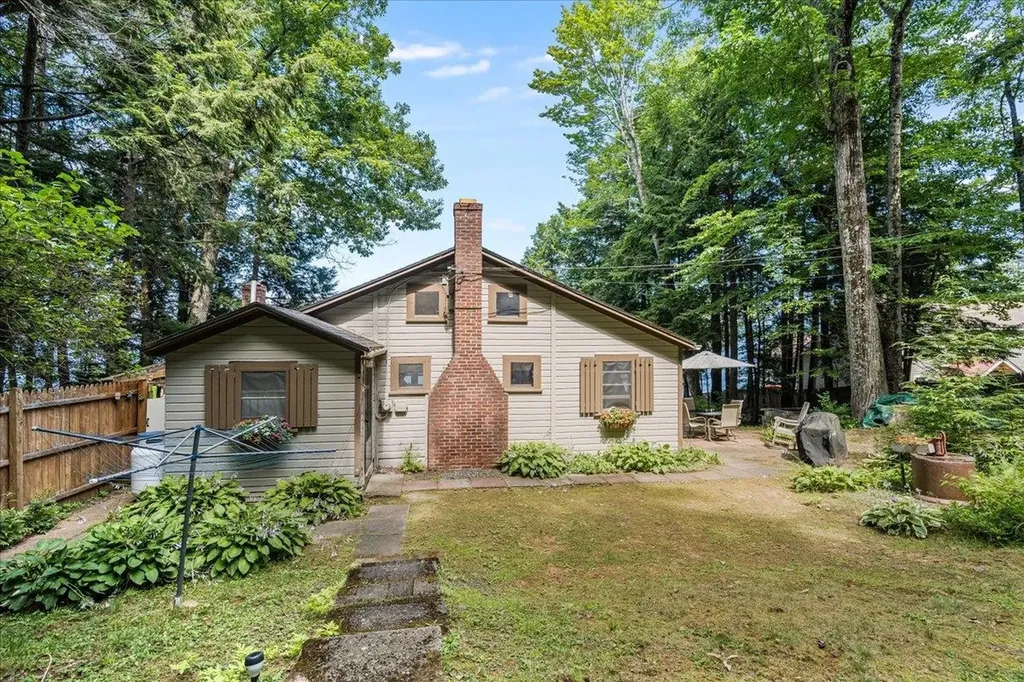 116C Gray Road Sanbornton NH 03269