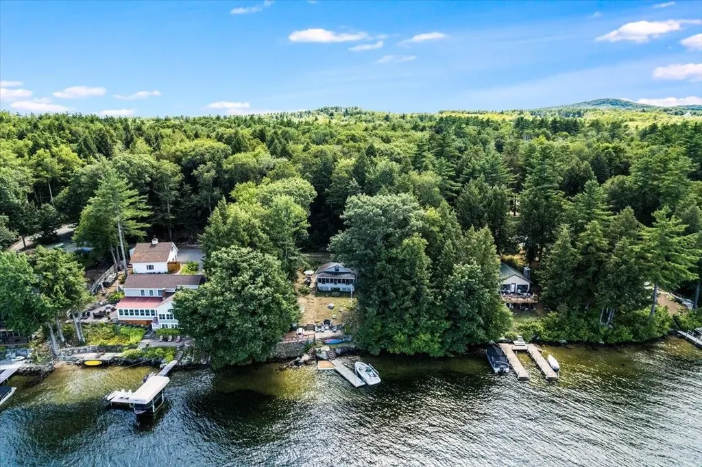 116C Gray Road Sanbornton NH 03269