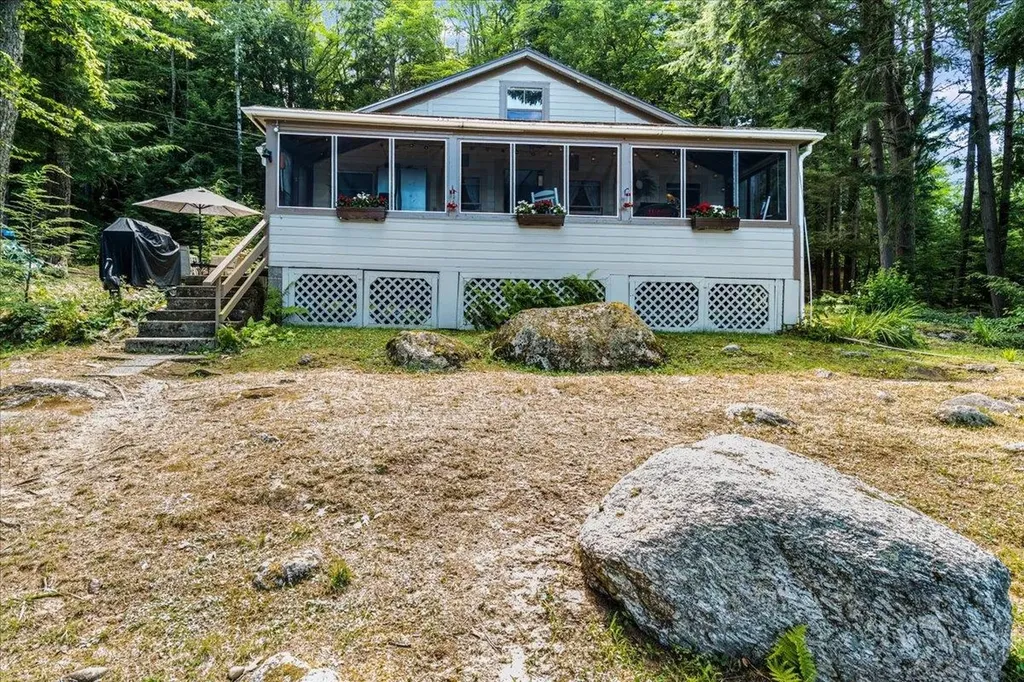 116C Gray Road Sanbornton NH 03269