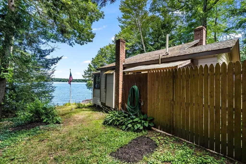 116C Gray Road Sanbornton NH 03269