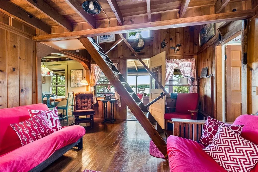 116C Gray Road Sanbornton NH 03269