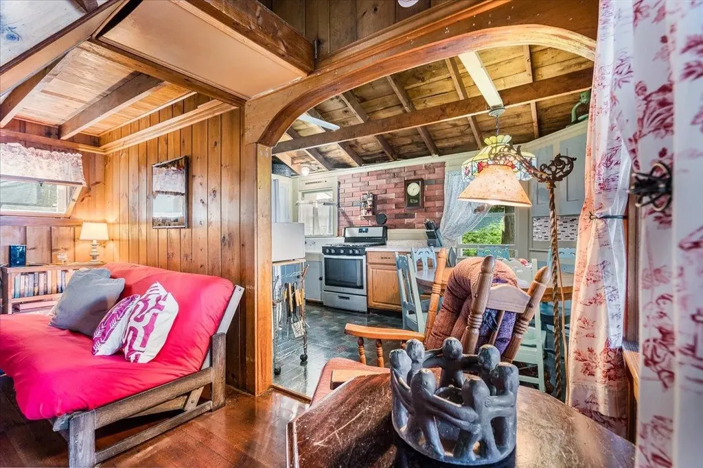 116C Gray Road Sanbornton NH 03269