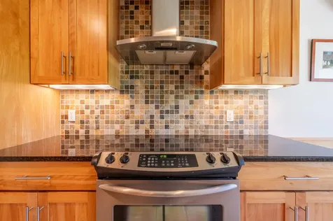 142 Hilltop Place New London NH 03257