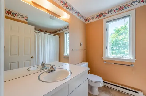 142 Hilltop Place New London NH 03257