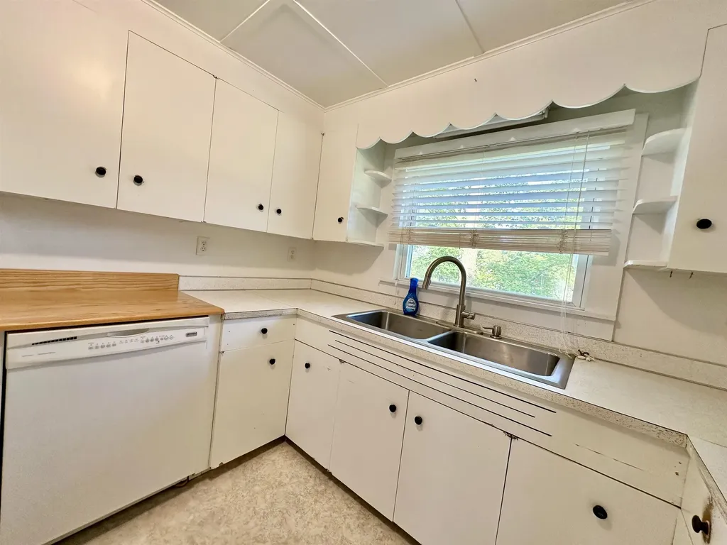 21 Fairfield Road Fletcher VT 05444