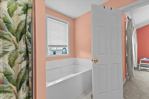 11 Cabot Court South Burlington VT 05403