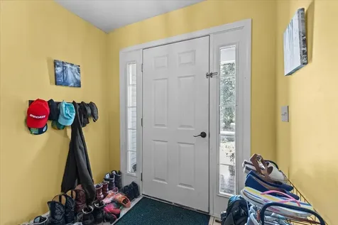 11 Cabot Court South Burlington VT 05403