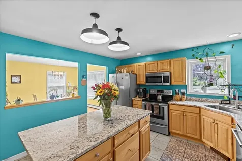 11 Cabot Court South Burlington VT 05403