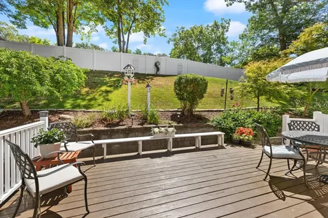 16 Amble Road Nashua NH 03062