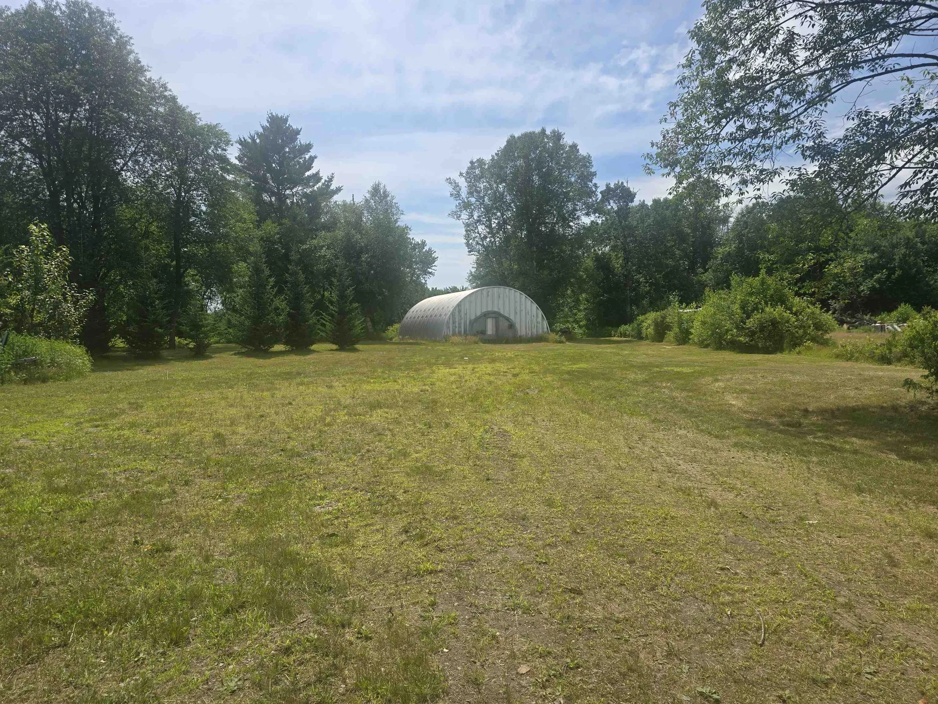 00 Braggs Bay Off Errol NH 03579