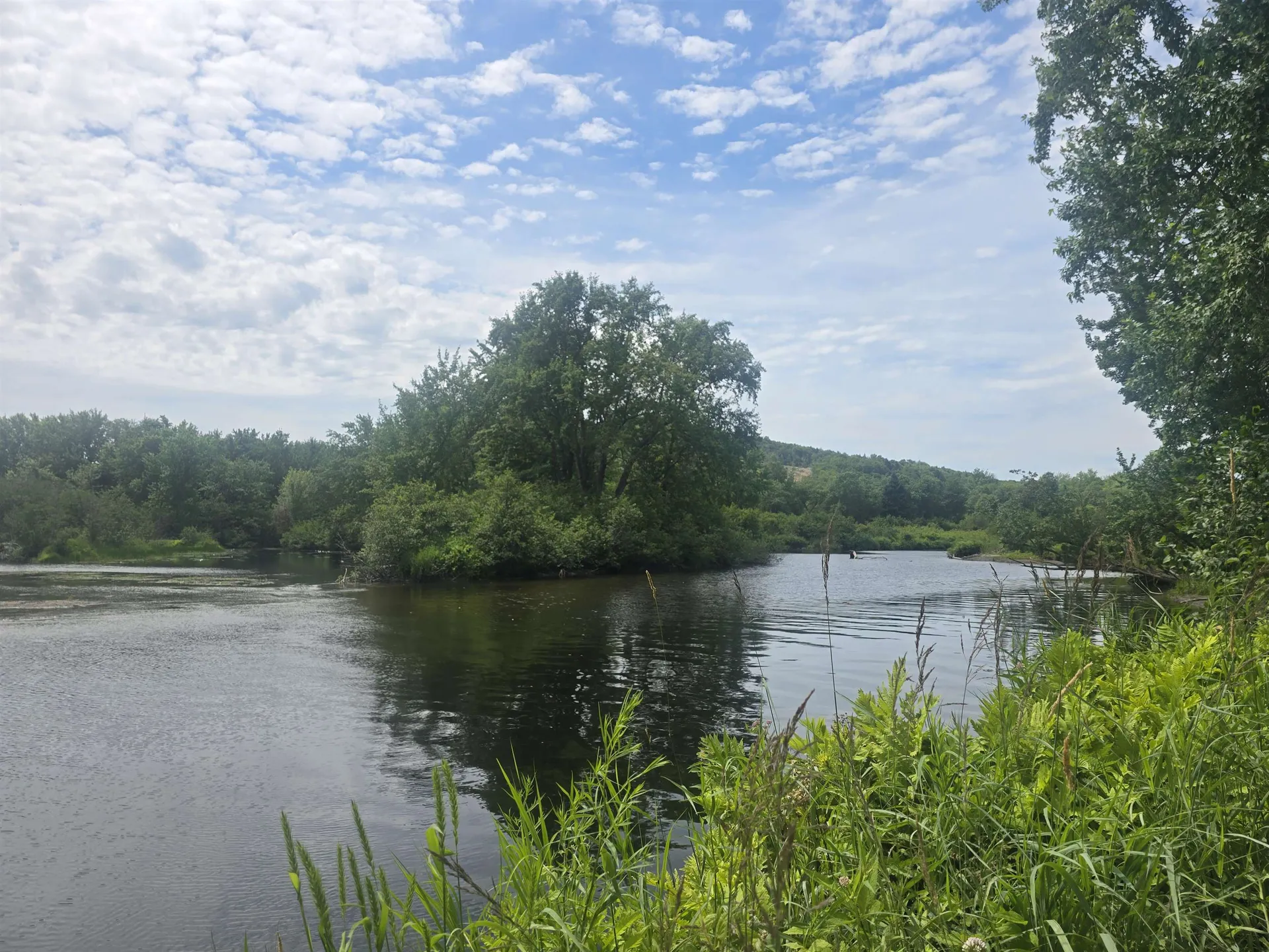 00 Braggs Bay Off Errol NH 03579