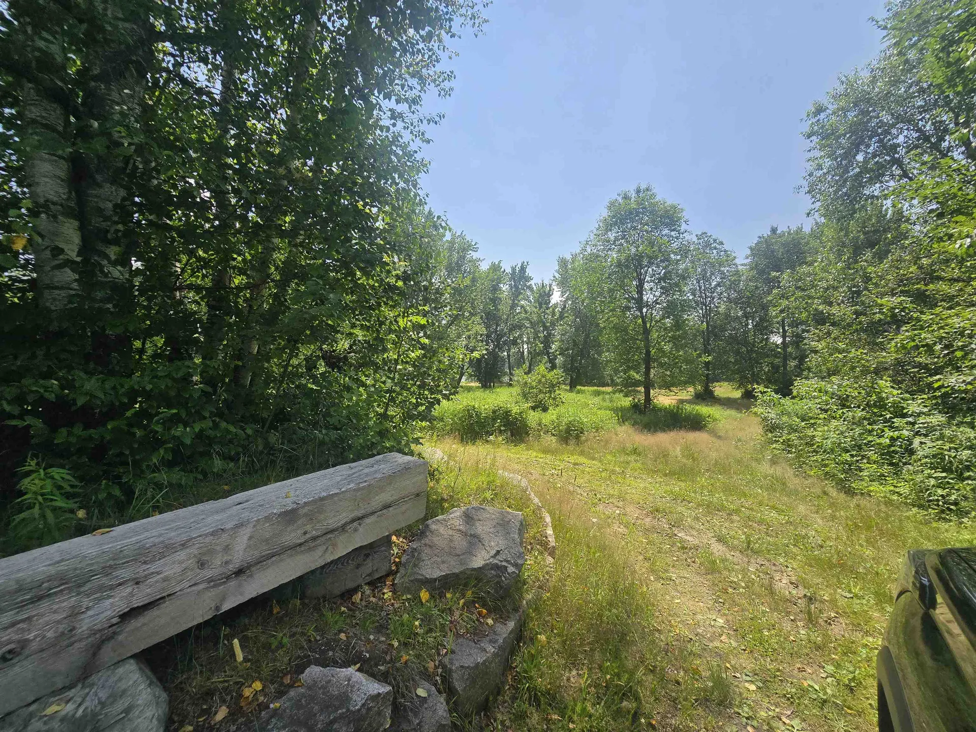 00 Braggs Bay Off Errol NH 03579