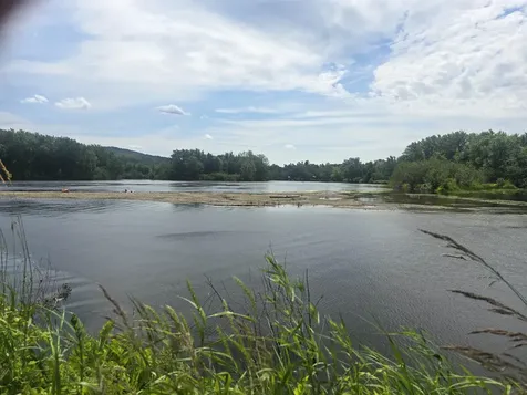 00 Braggs Bay Off Errol NH 03579