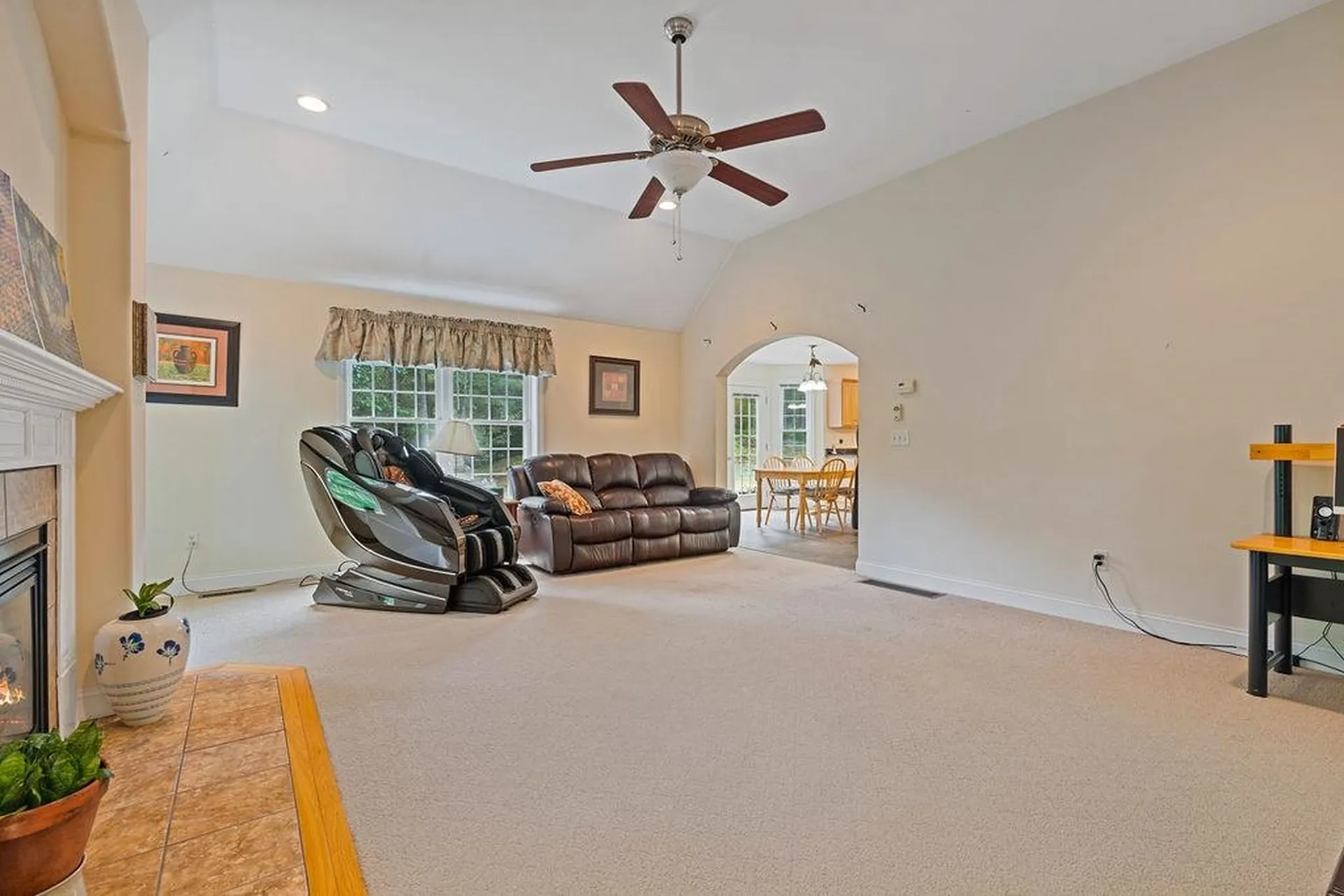 13 Moose Hollow Road Litchfield NH 03052