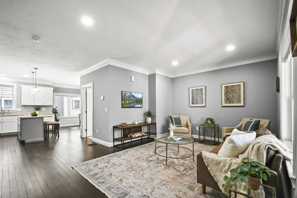 3 Cortona Way Salem NH 03079