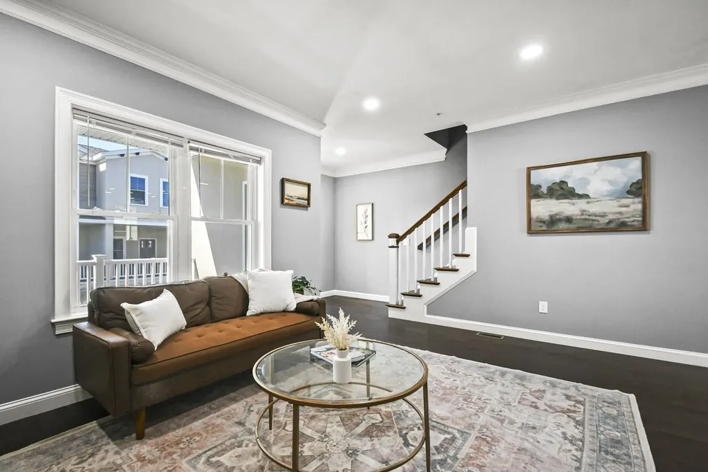 3 Cortona Way Salem NH 03079