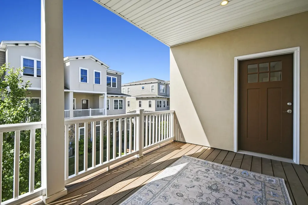 3 Cortona Way Salem NH 03079