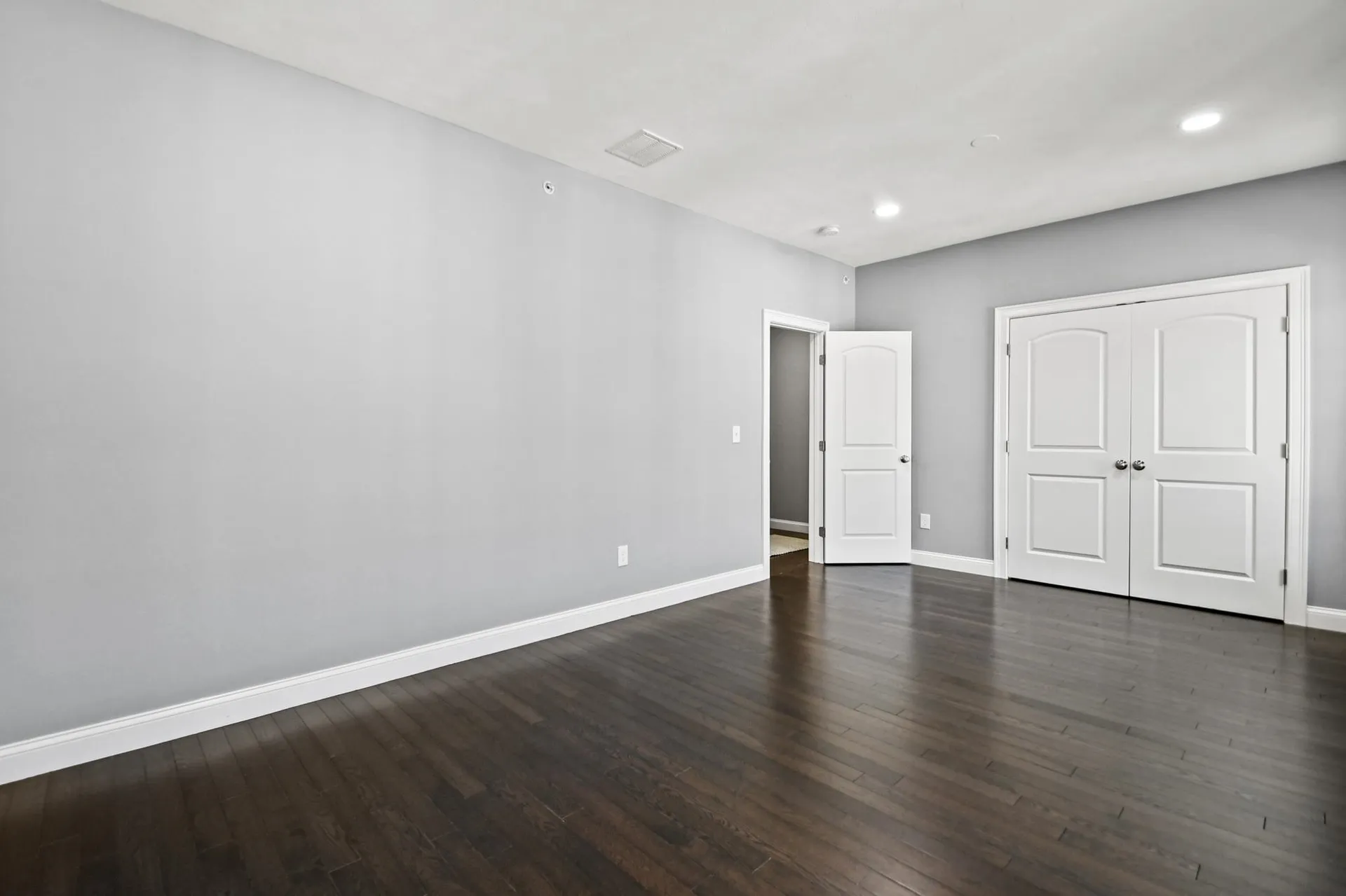 3 Cortona Way Salem NH 03079
