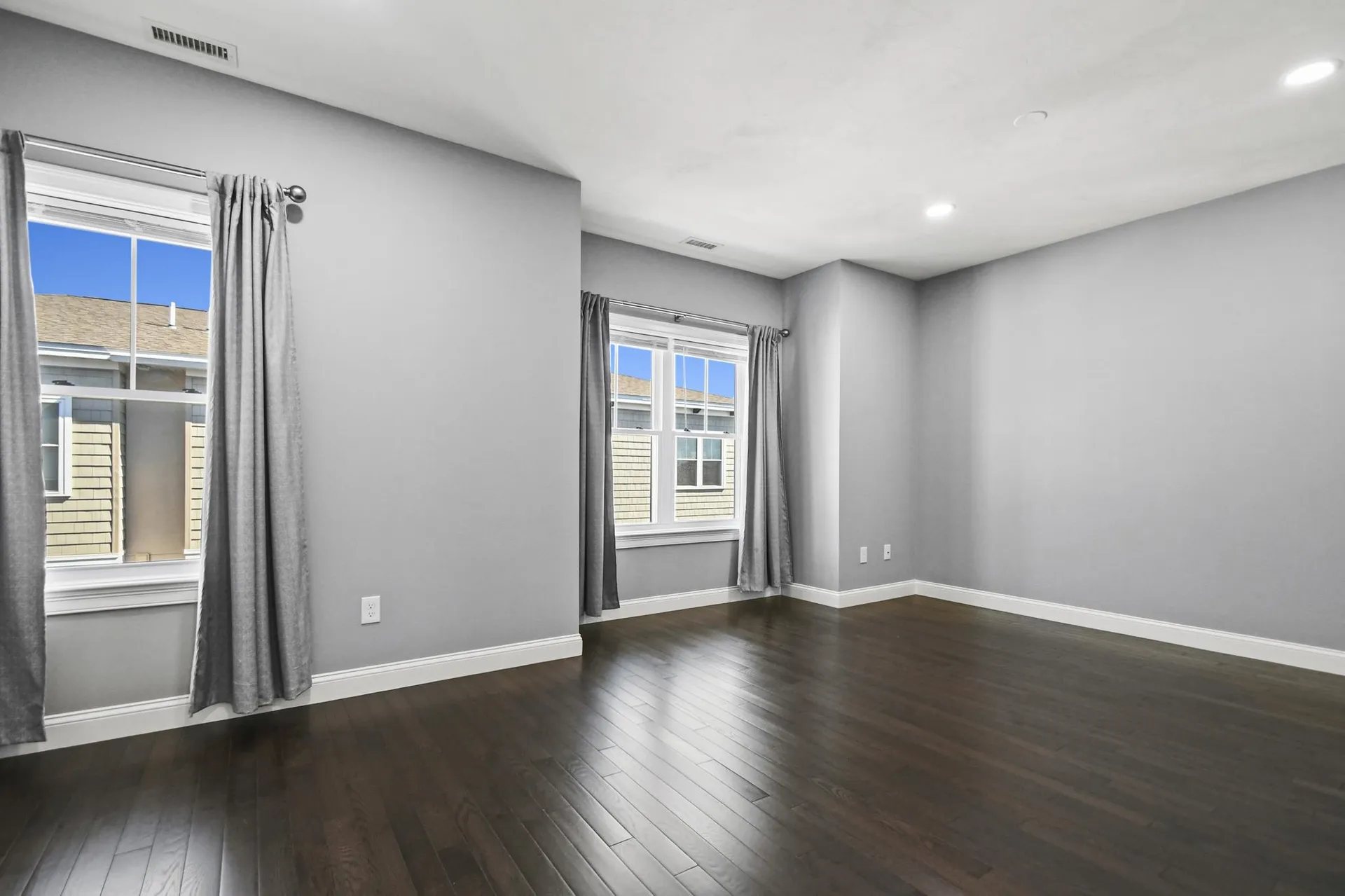 3 Cortona Way Salem NH 03079