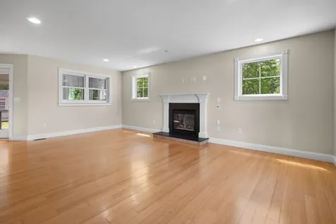 16 Amalia Way Rindge NH 03461