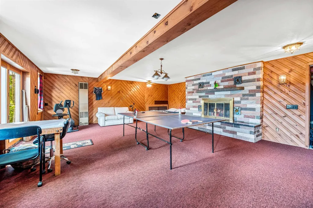 85 Upper Herricks Cove Road Woodbury VT 05681