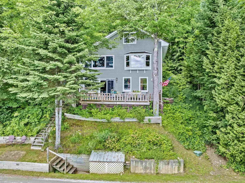 85 Upper Herricks Cove Road Woodbury VT 05681