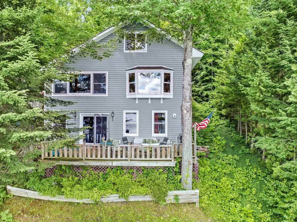 85 Upper Herricks Cove Road Woodbury VT 05681