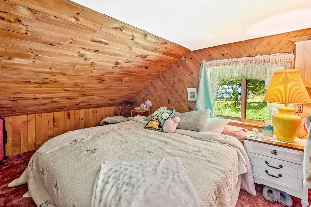 85 Upper Herricks Cove Road Woodbury VT 05681