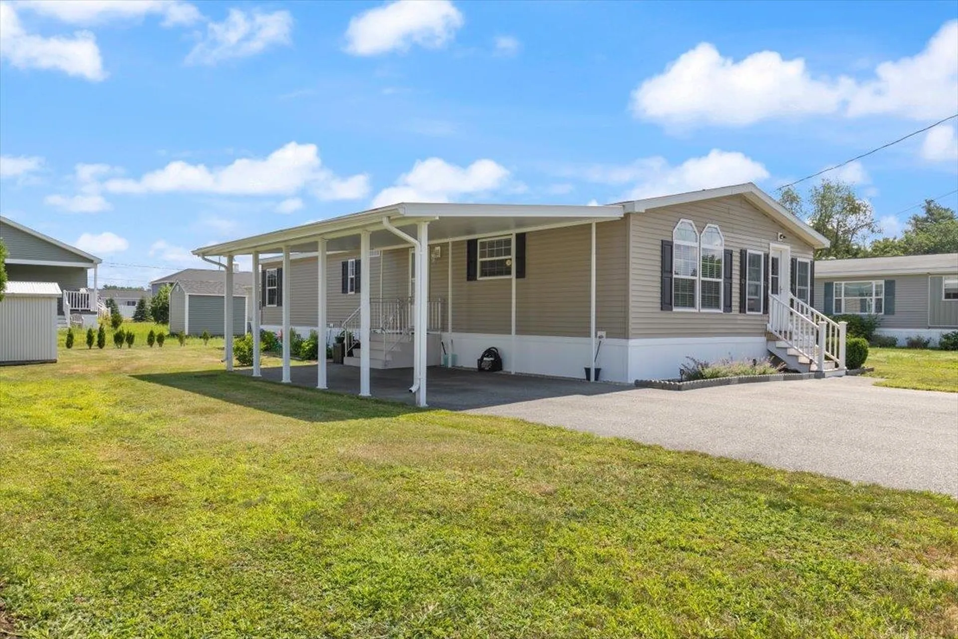 30 Hagop Road Salem NH 03079