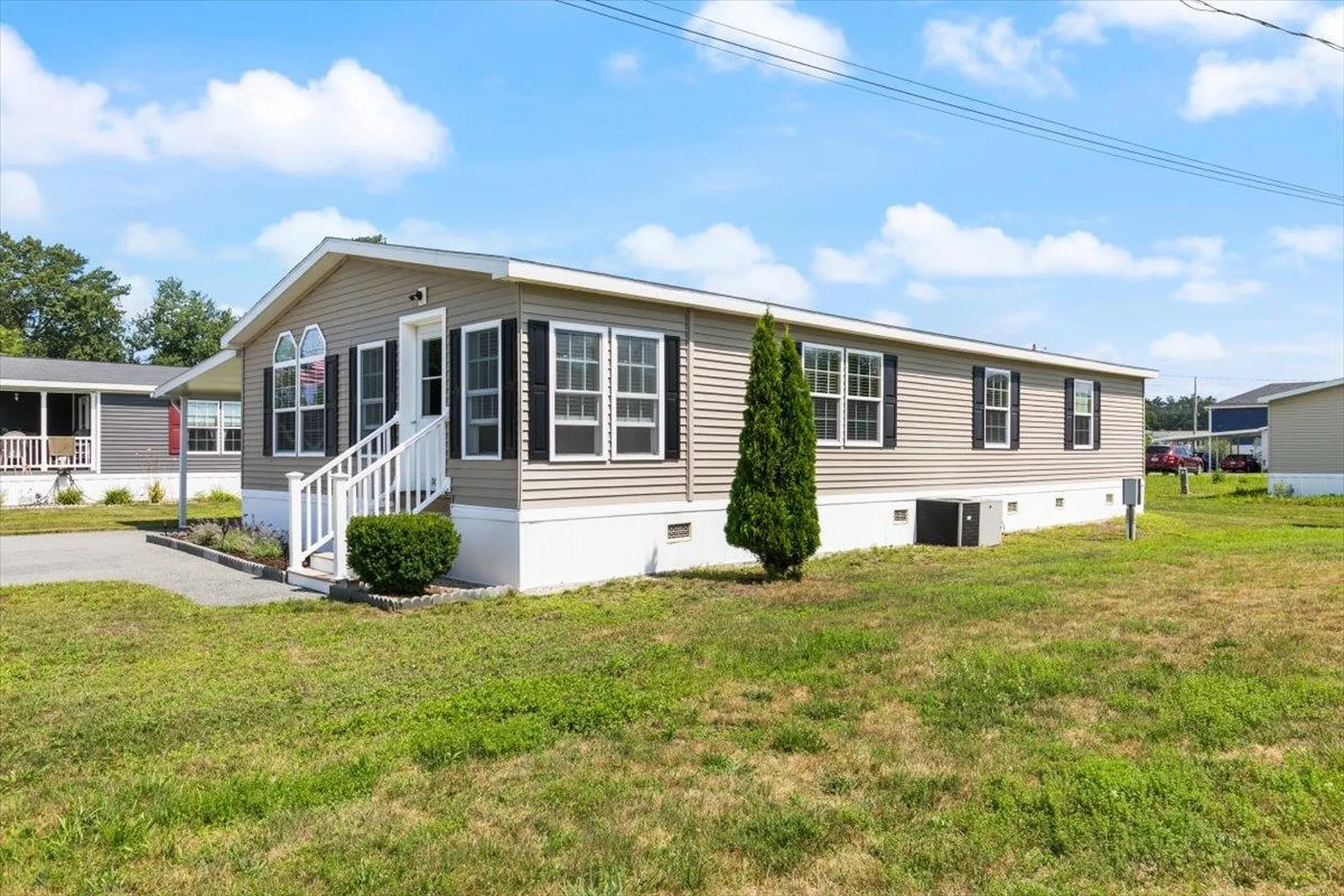 30 Hagop Road Salem NH 03079