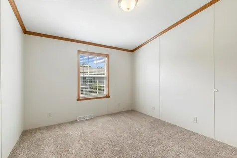 30 Hagop Road Salem NH 03079