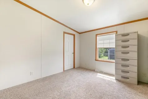 30 Hagop Road Salem NH 03079