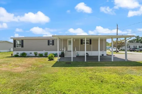 30 Hagop Road Salem NH 03079