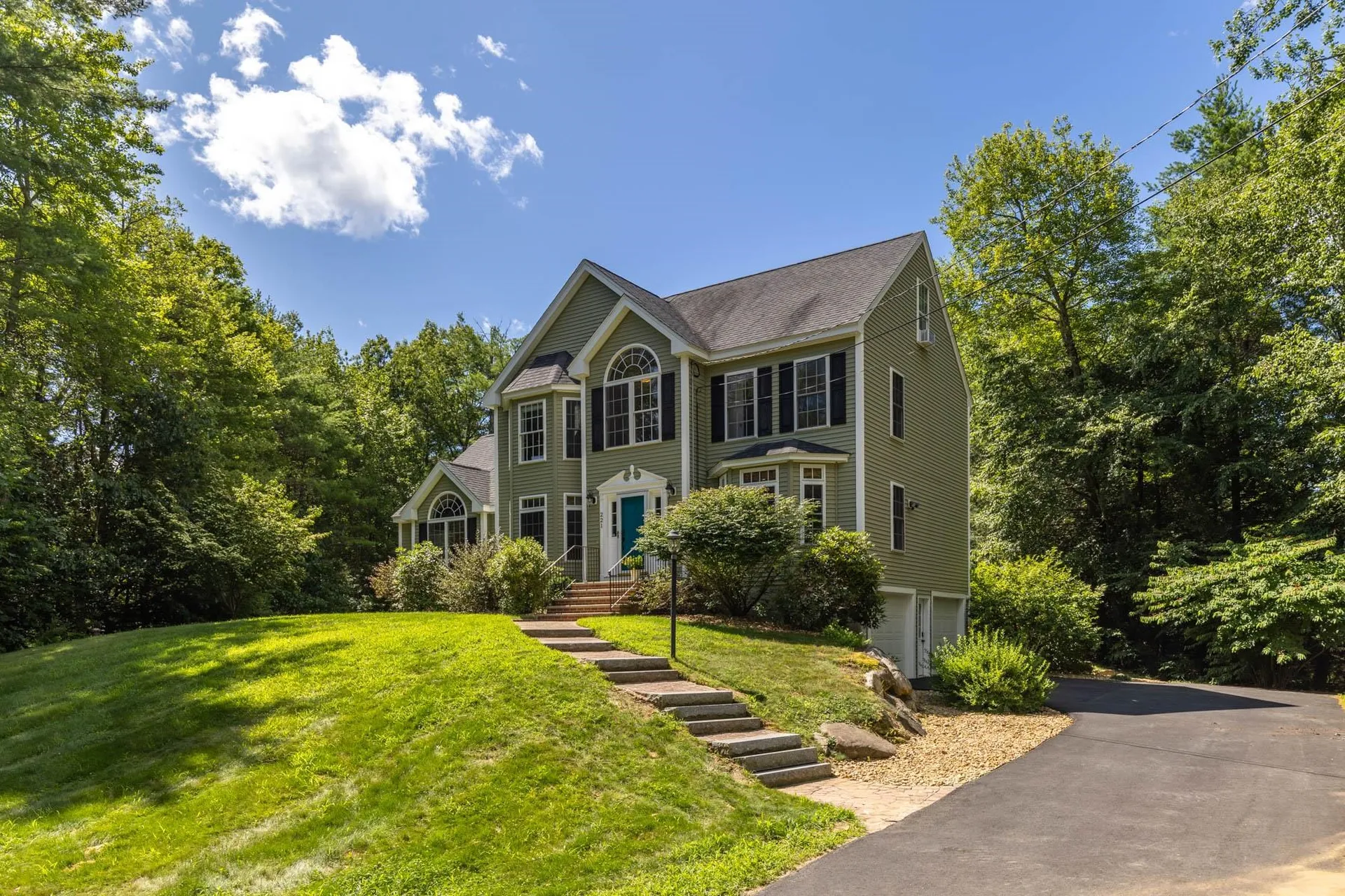 221 Oak Hill Road Barrington NH 03825