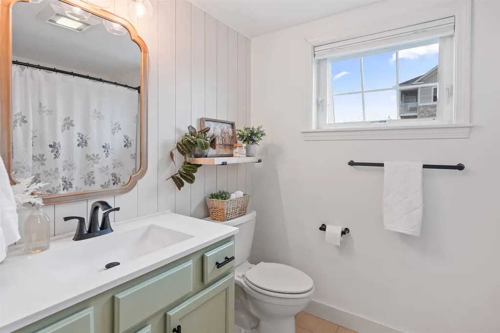 27 Jakes Way Williston VT 05495
