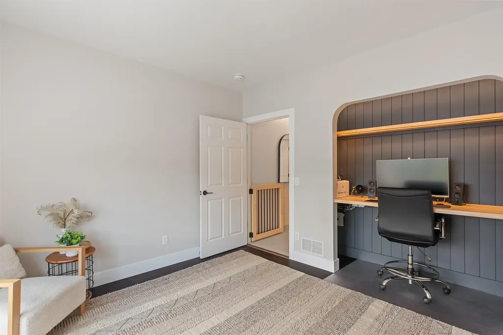 27 Jakes Way Williston VT 05495