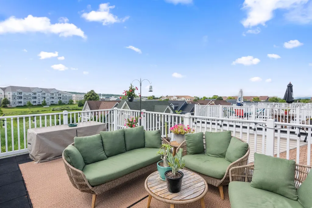 27 Jakes Way Williston VT 05495