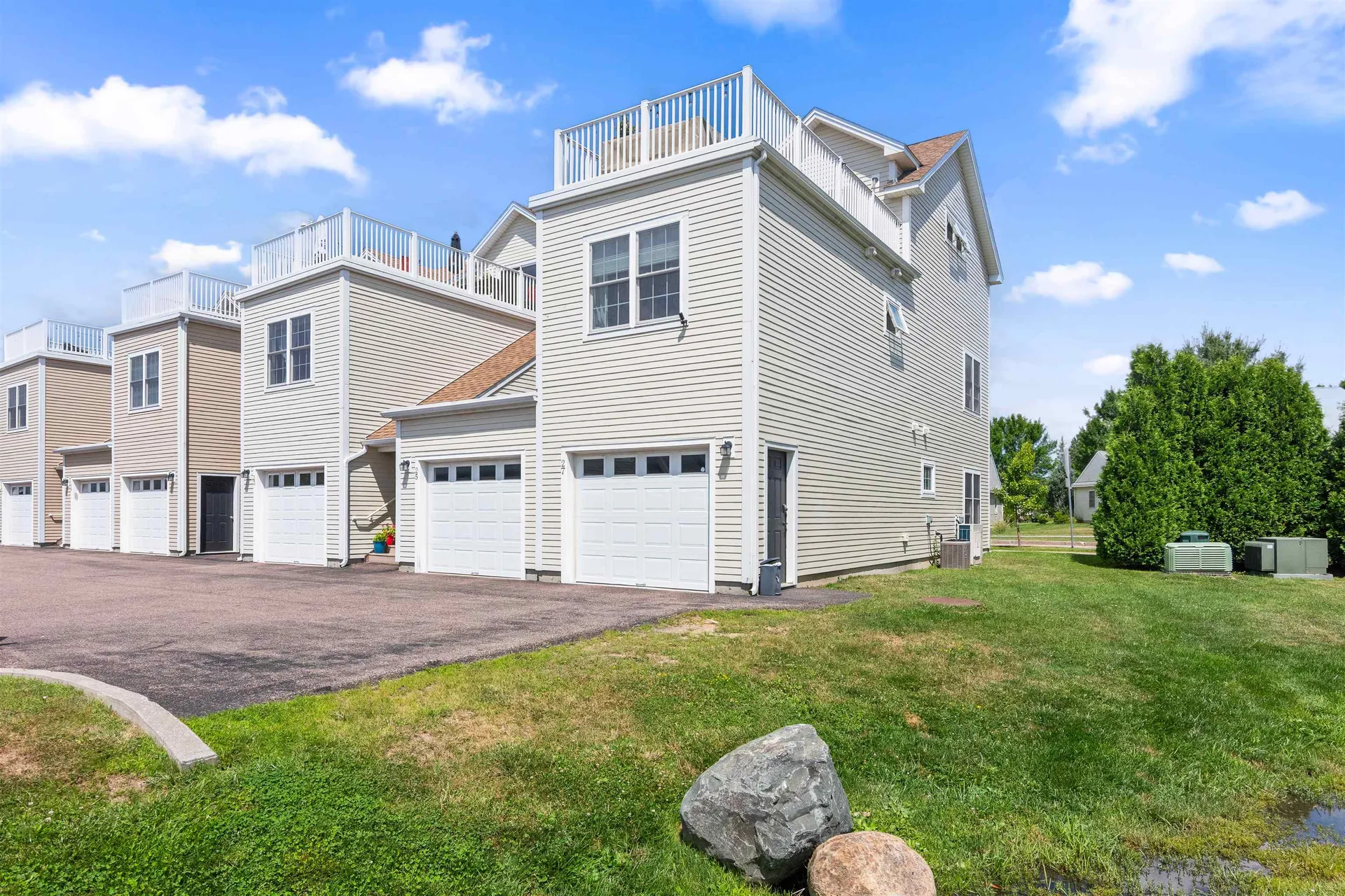 27 Jakes Way Williston VT 05495
